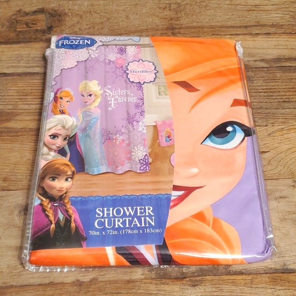 Disney Bath Disney Frozen Shower Curtain And Shower Curtain Hooks